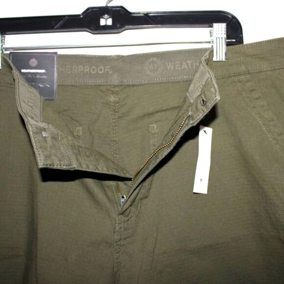 Weatherproof Trail Quality Cargo Shorts 36 NWT โ Stretch, Flex Waist, Security P - Picture 5 of 8